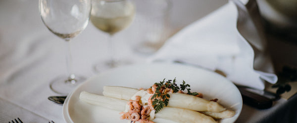 Wein zu Spargel